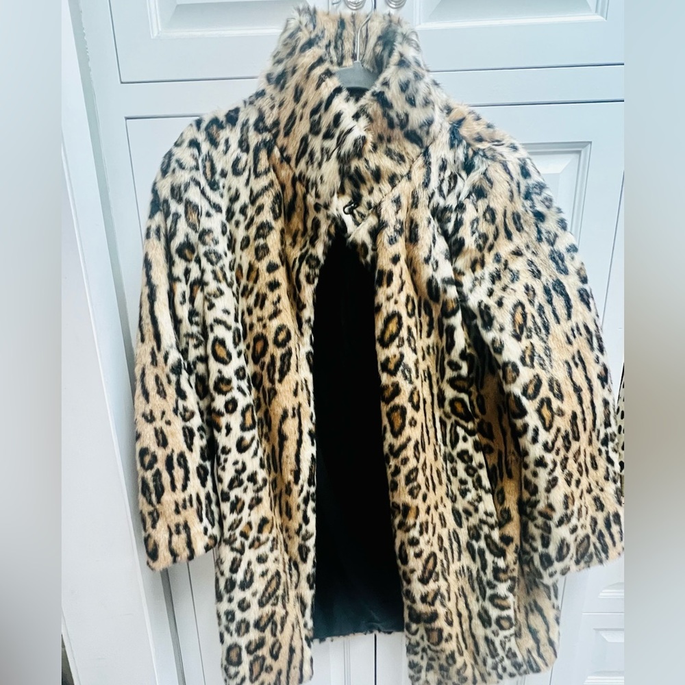 Leopard faux fur jacket